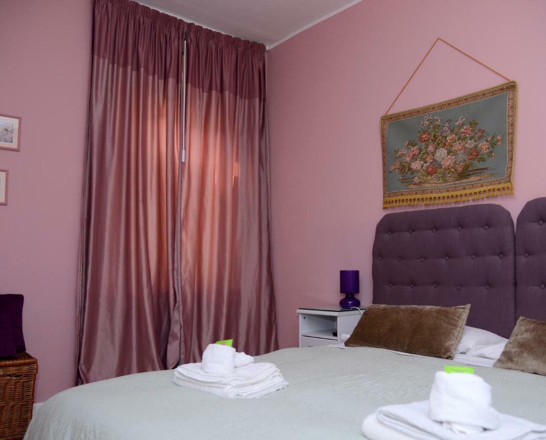 B&B Aurora Domus D'A-Mare Pesaro Luaran gambar